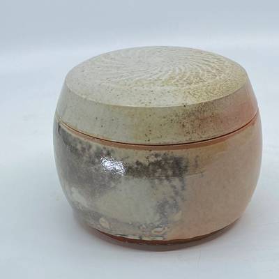Two-lidded tea jar 750ml