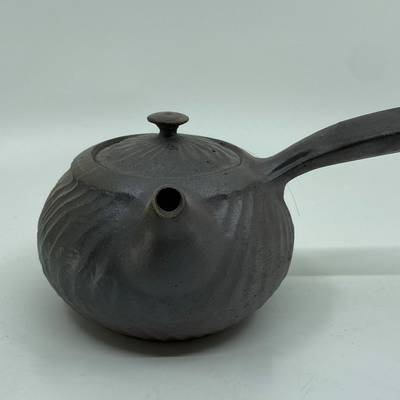 Side handle teapot 670ml