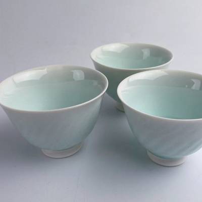 Cups set of 3