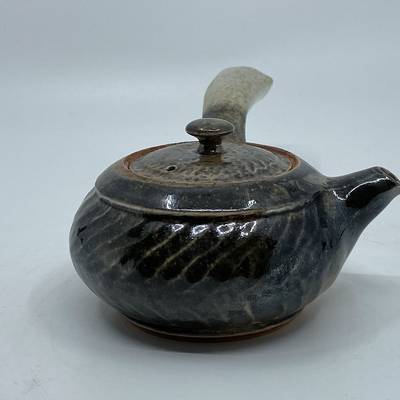 Sidehandle Porcelain teapot 200ml