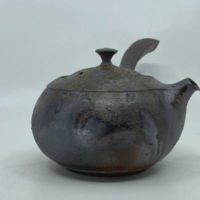Side-handle teapot 590ml
