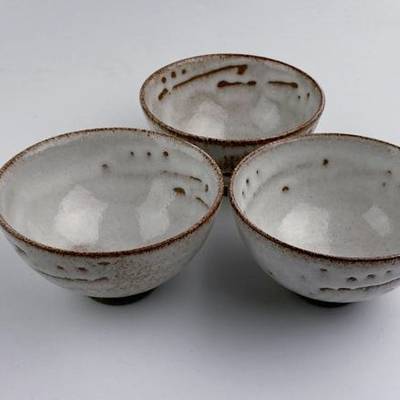 White-brown bowls set of 3